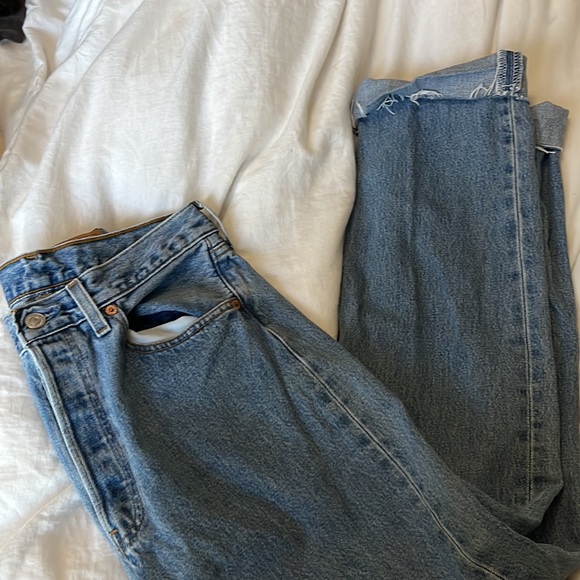 levi jeans - Picture 3 of 4